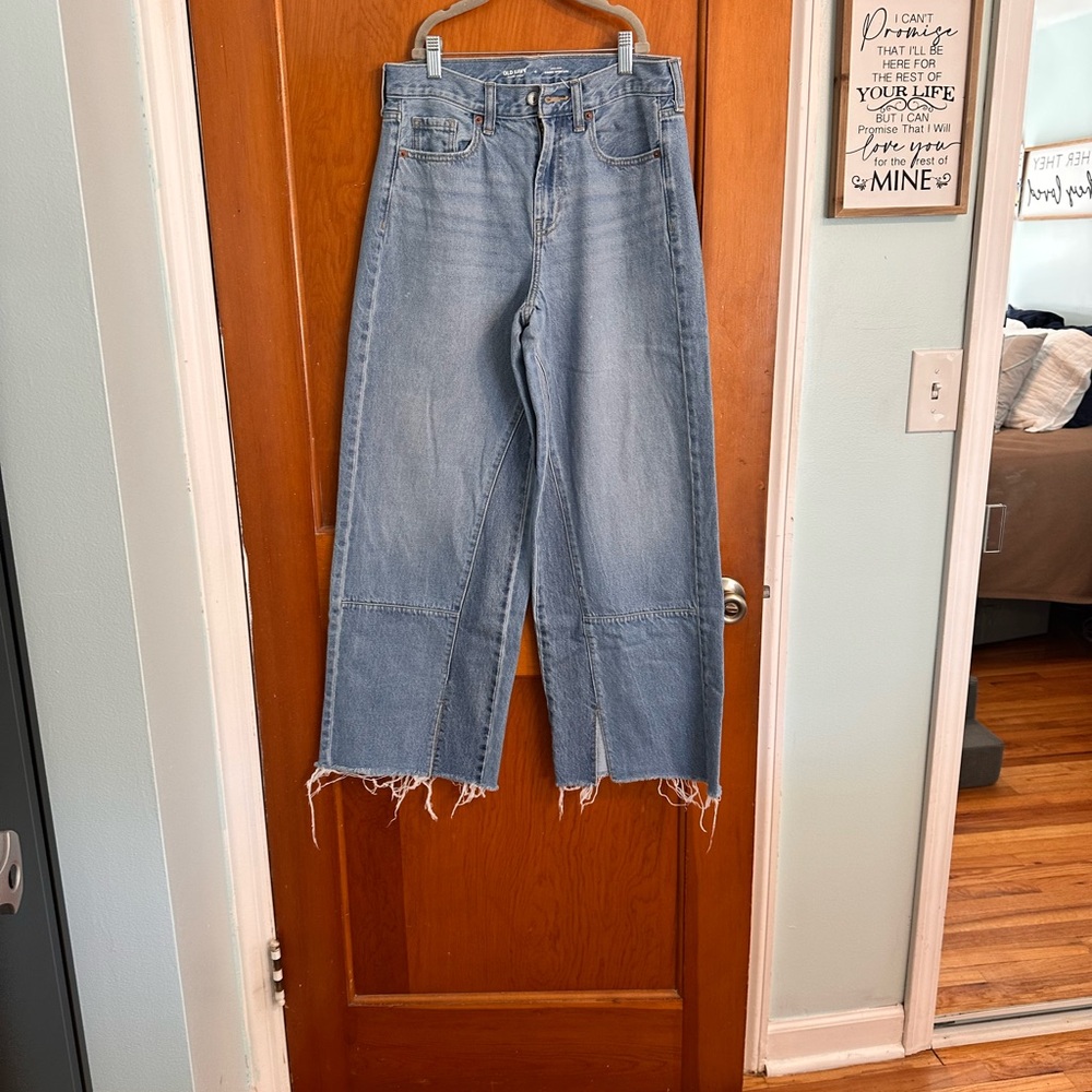 Old Navy Drapey Denim Baggy Jeans - Picture 4 of 5